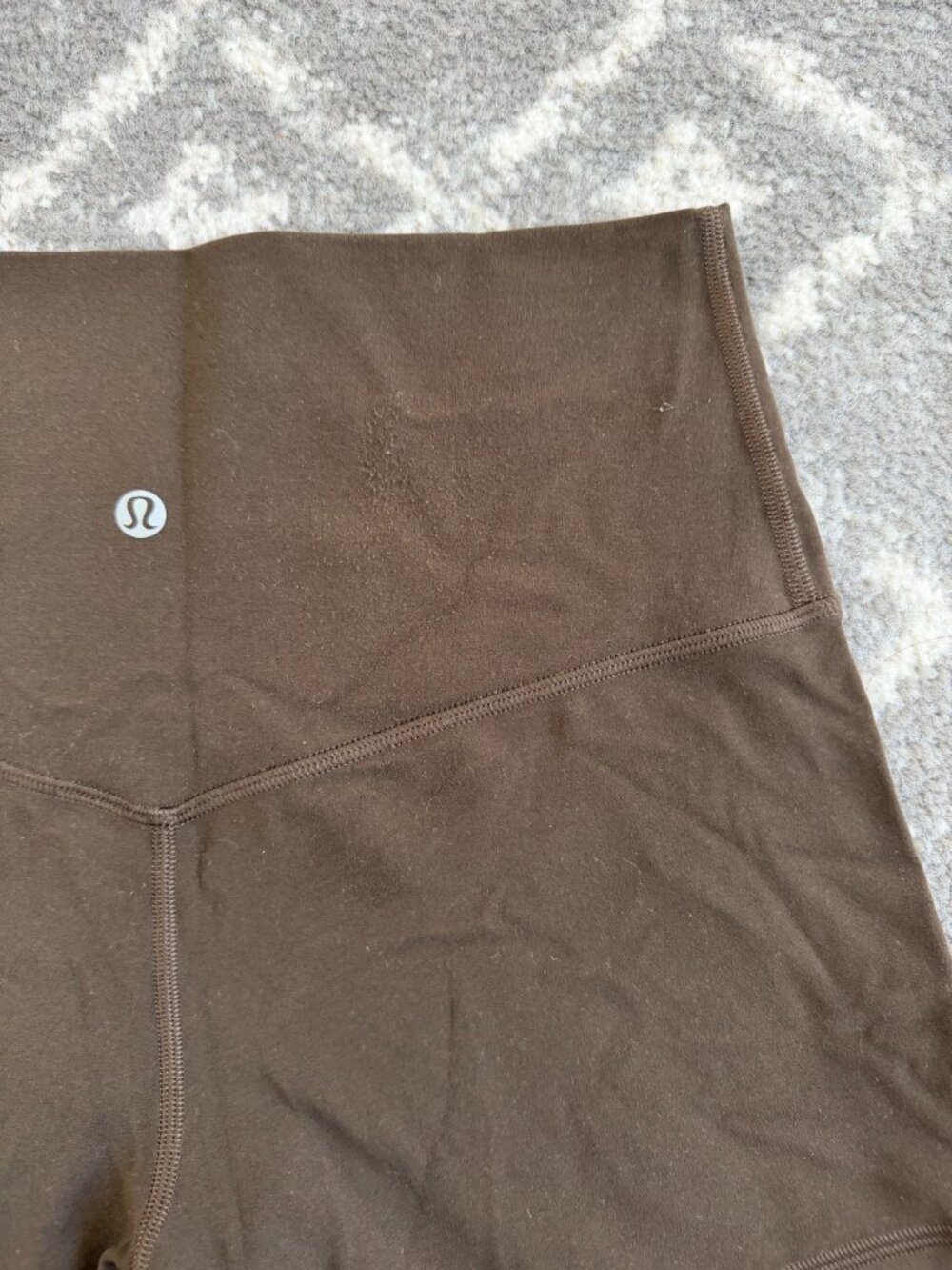 Lululemon Align No Line HR Short 4", Size 8 - Picture 7 of 9